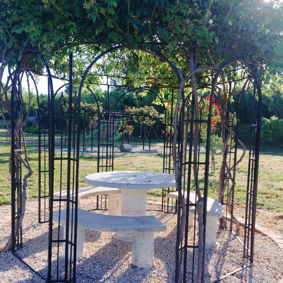 Gite En Provence "Rose" Modene Zewnętrze zdjęcie